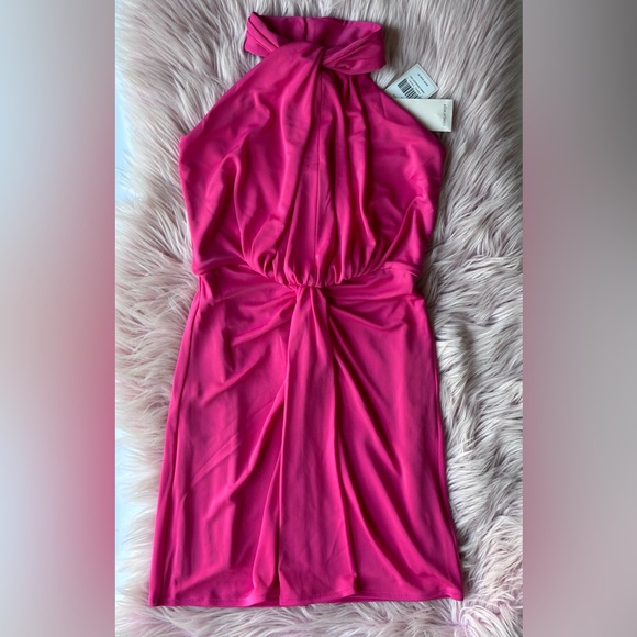 NWT Cinq à Sept
Kaily Halter Neck Mini Dress Size 0 $345 - Picture 9 of 10